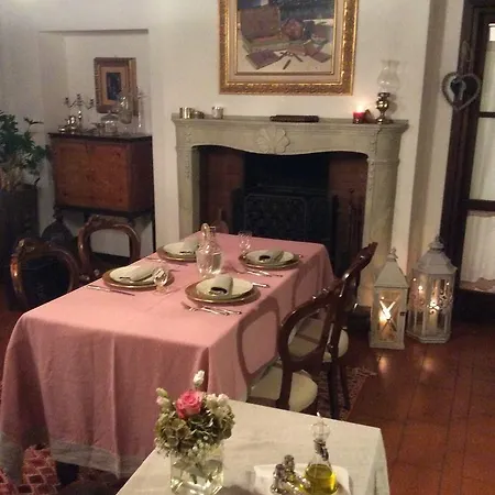 Le Brede Oda ve Kahvaltı
