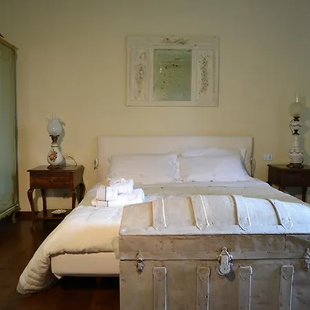 Le Brede Bed & Breakfast 3*