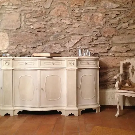 Le Brede 3* Roina