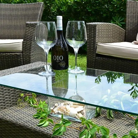 Le Brede Bed & Breakfast 3*